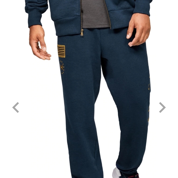 🔖SOLD 🔖 Project Rock Veteran's Day Pants - Picture 3 of 6